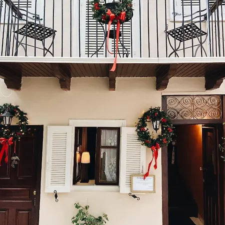 Five Seasons Guest house 3*