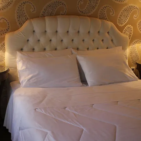 Five Seasons Guest house
